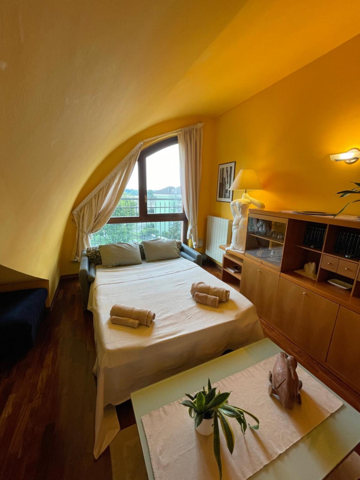 Appartamento Top-Floor Malpensa Gallarate Mxp-Airport Esterno foto